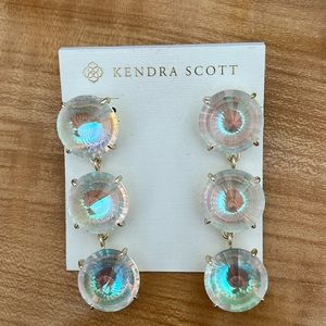 NWT Kendra Scott Jolie Linear Gold Statement Earrings